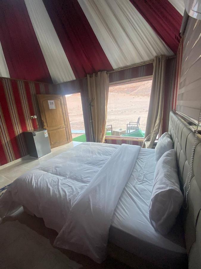 Omar Ali Luxury Camp Hotel Rum vádi Kültér fotó