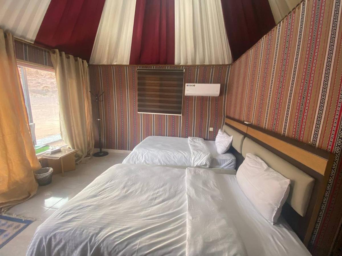 Omar Ali Luxury Camp Hotel Rum vádi Kültér fotó